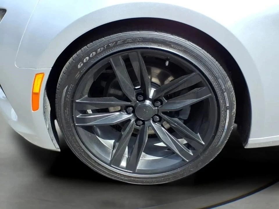 2017 Chevrolet Camaro 6th Gen - Image 9 of 20