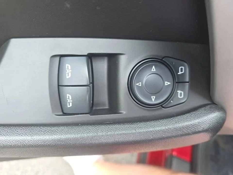 2017 Chevrolet Camaro 6th Gen - Image 15 of 20