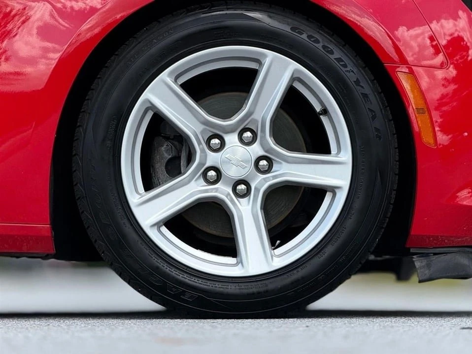2017 Chevrolet Camaro 6th Gen - Image 19 of 20