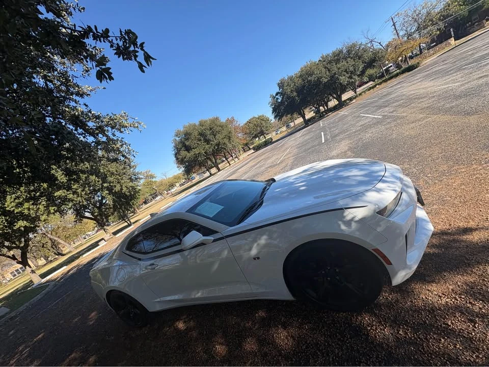 2017 Chevrolet Camaro 6th Gen - Image 9 of 18