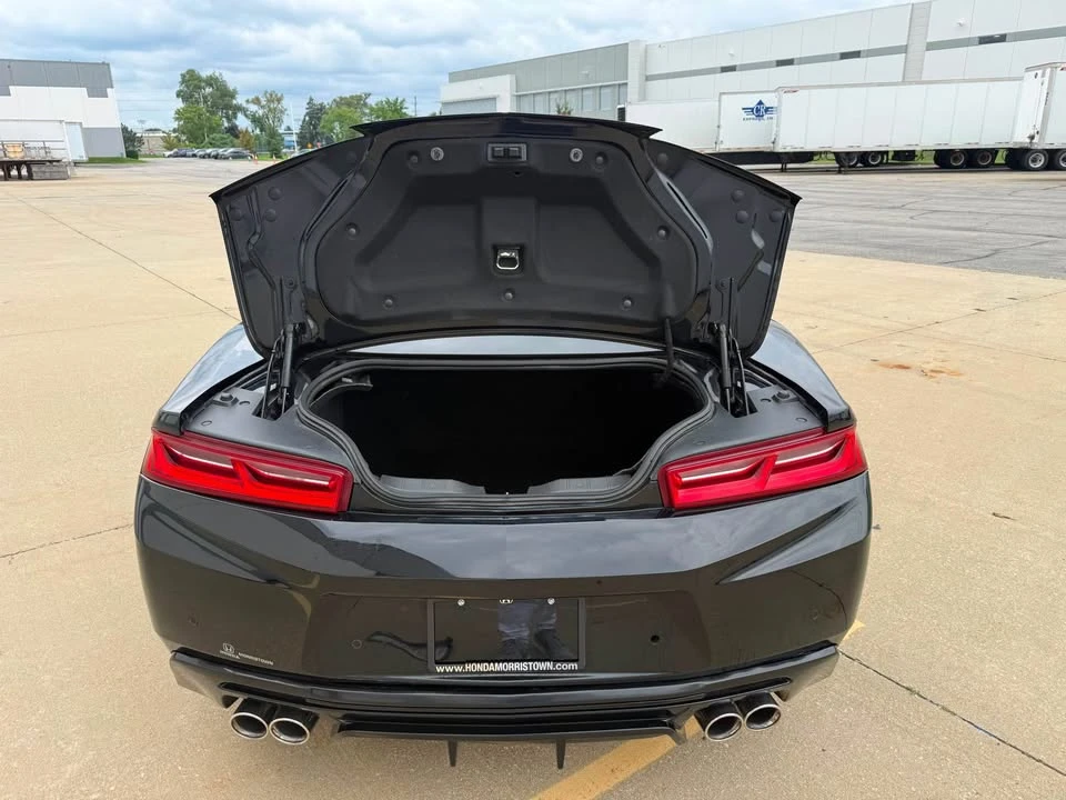 2017 Chevrolet Camaro 6th Gen - Image 10 of 15