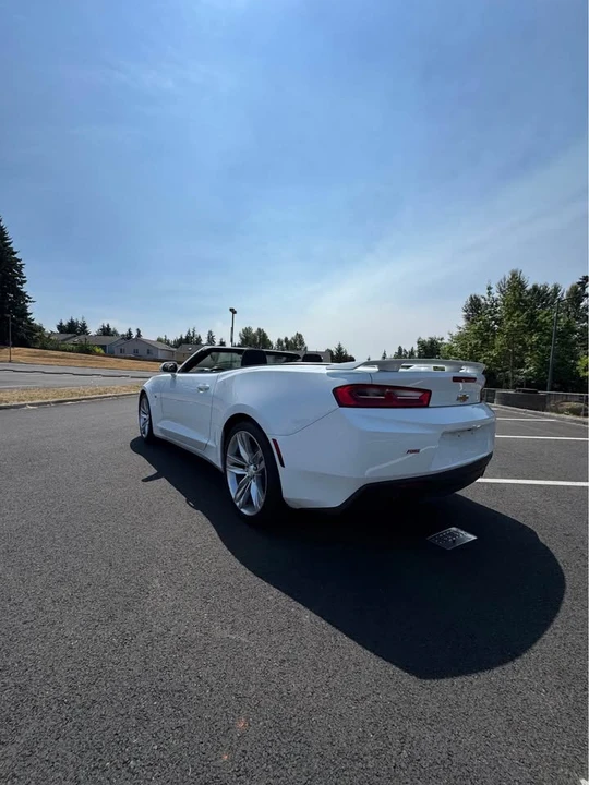 2017 Chevrolet Camaro 6th Gen - Image 8 of 14