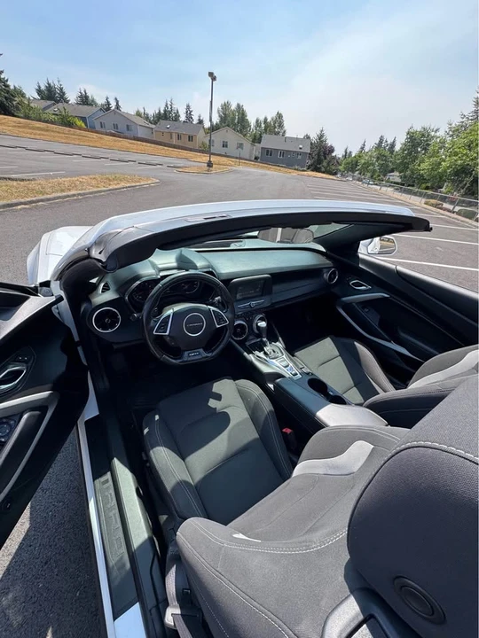 2017 Chevrolet Camaro 6th Gen - Image 10 of 14