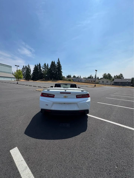 2017 Chevrolet Camaro 6th Gen - Image 9 of 14