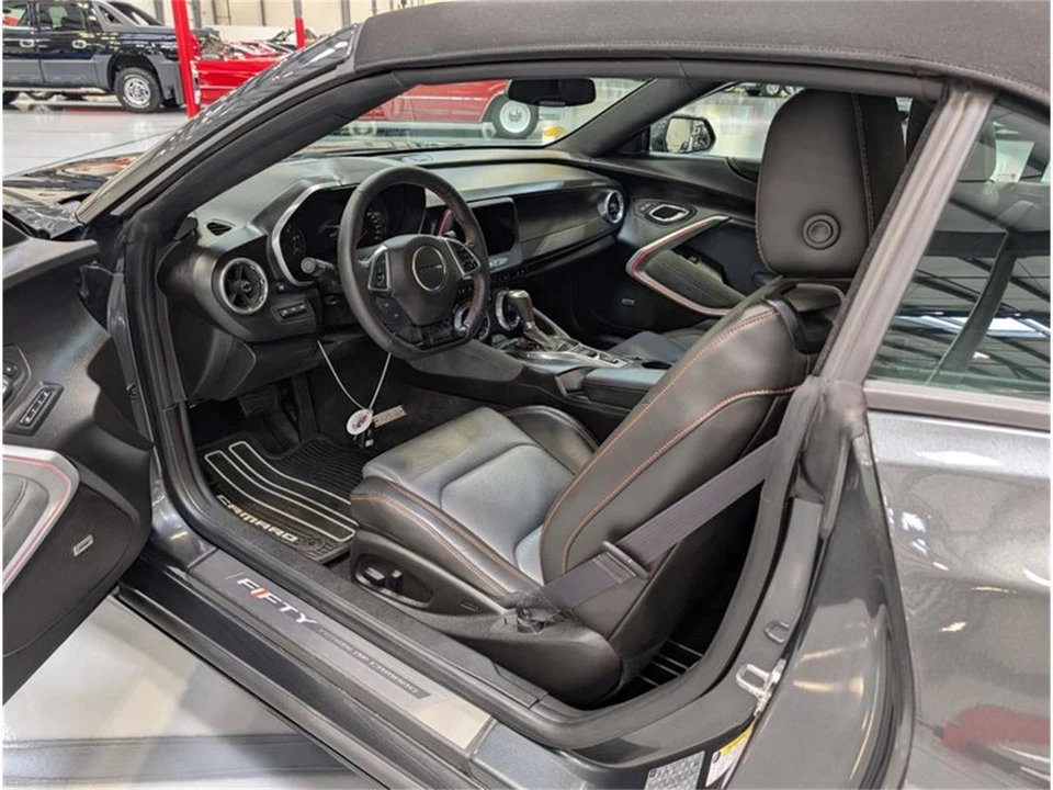 2017 Chevrolet Camaro SS 6th Gen - Image 7 of 24