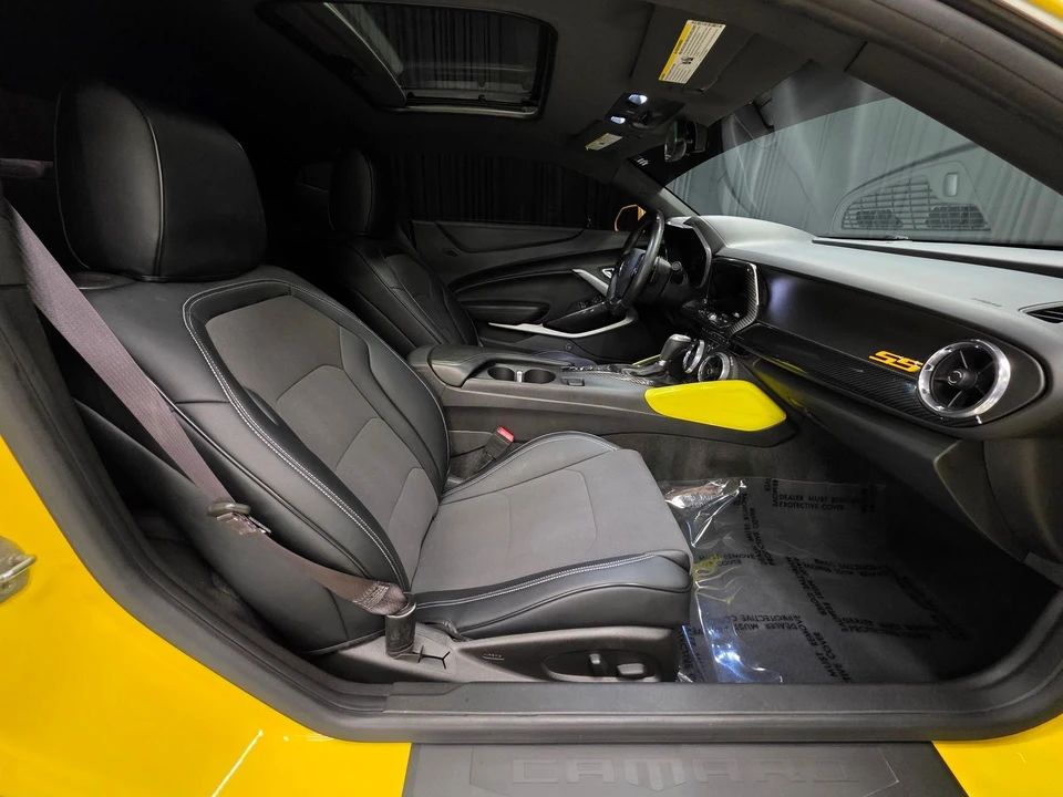 2017 Chevrolet Camaro SS 6th Gen - Image 2 of 31