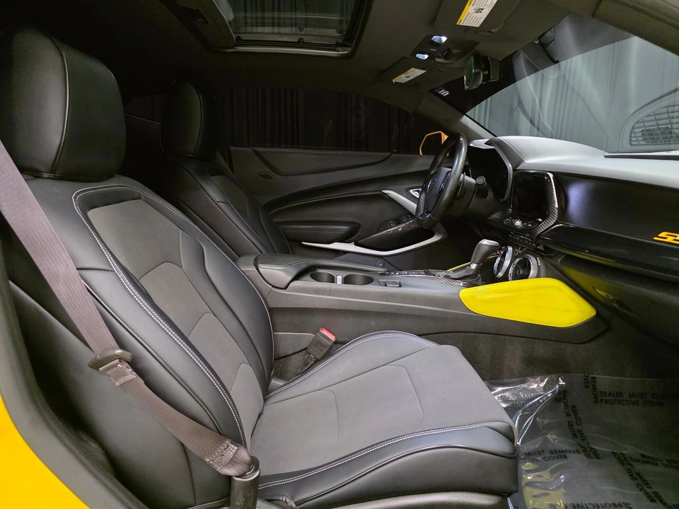 2017 Chevrolet Camaro SS 6th Gen - Image 28 of 31