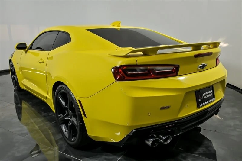 2017 Chevrolet Camaro SS 6th Gen - Image 8 of 31