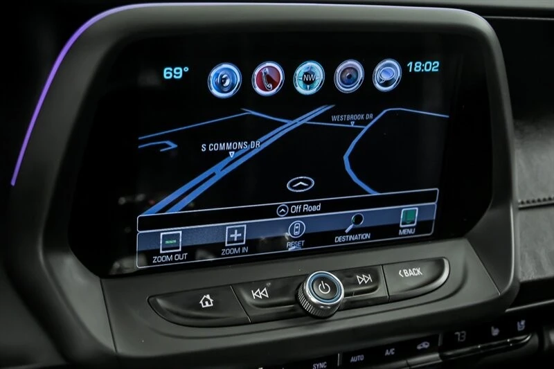 2017 Chevrolet Camaro SS 6th Gen - Image 28 of 31
