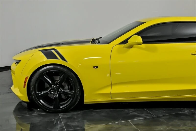 2017 Chevrolet Camaro SS 6th Gen - Image 6 of 31