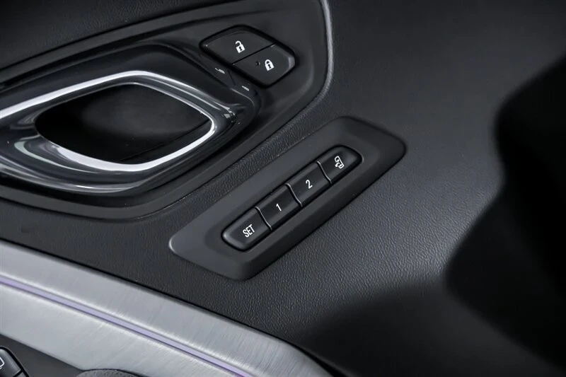 2017 Chevrolet Camaro SS 6th Gen - Image 19 of 21