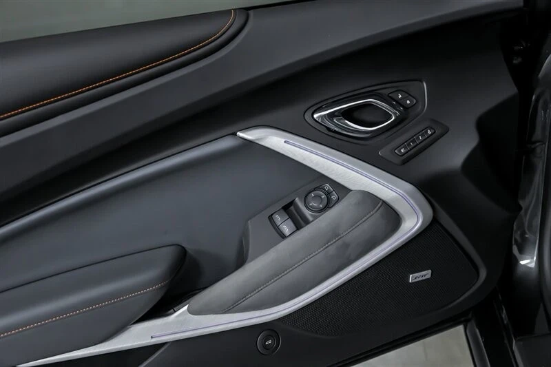 2017 Chevrolet Camaro SS 6th Gen - Image 18 of 21