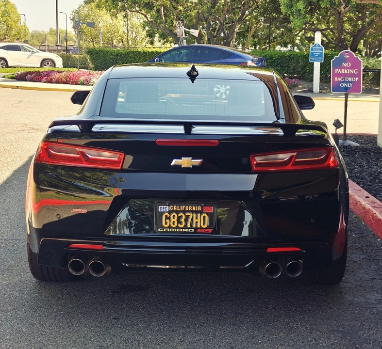 2017 Chevrolet Camaro SS 6th Gen - Image 12 of 31