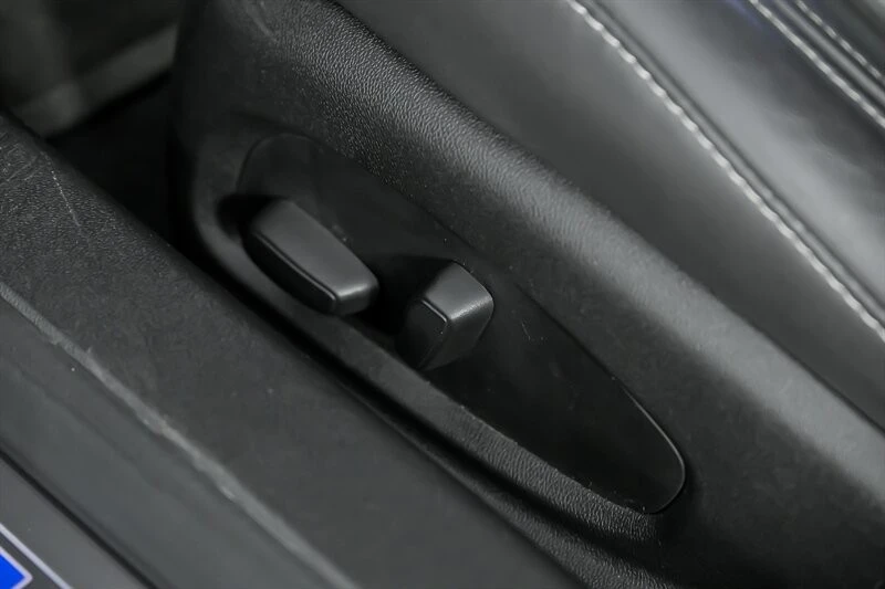 2017 Chevrolet Camaro SS 6th Gen - Image 25 of 31
