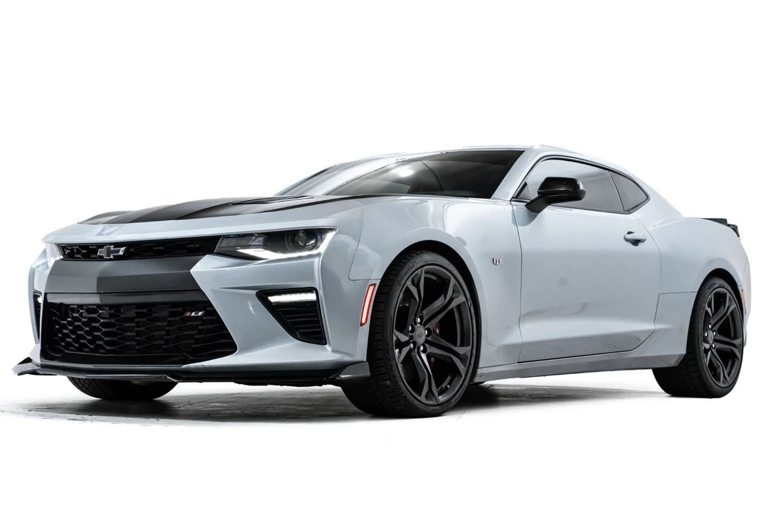 2017 Chevrolet Camaro SS 6th Gen - Image 10 of 21
