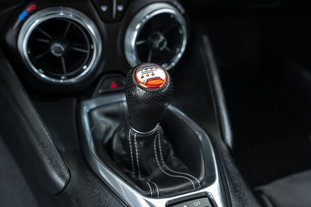 2017 Chevrolet Camaro SS 6th Gen - Image 27 of 31