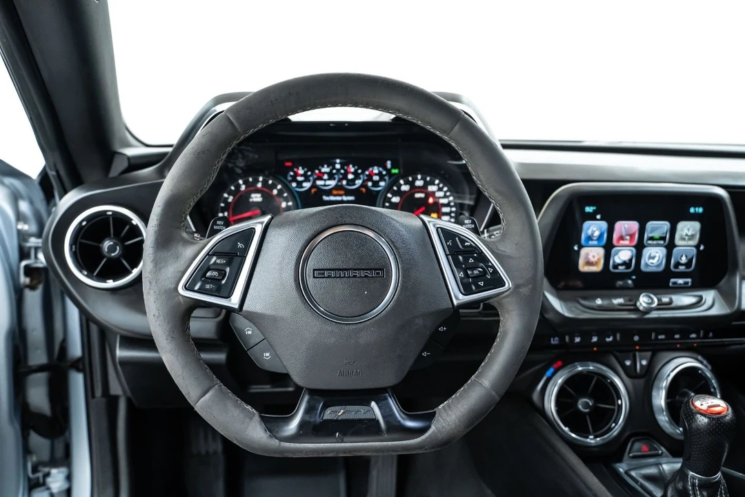 2017 Chevrolet Camaro SS 6th Gen - Image 26 of 31