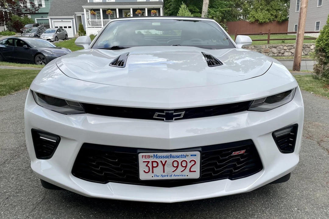 2017 Chevrolet Camaro SS 6th Gen - Image 2 of 31