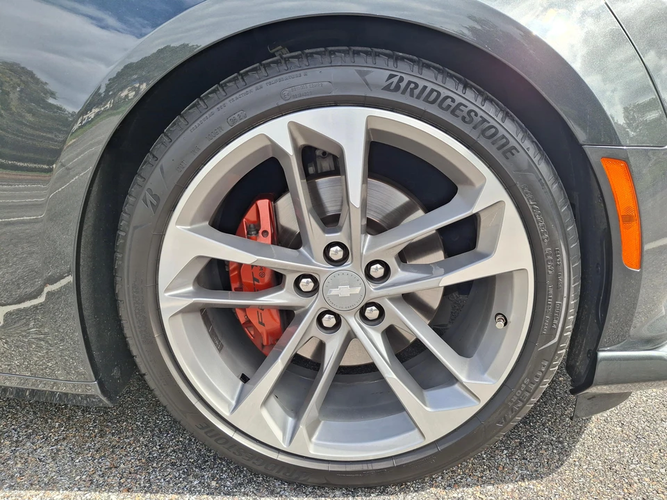 2017 Chevrolet Camaro SS 6th Gen - Image 27 of 31