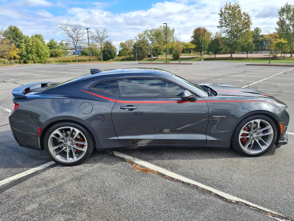 2017 Chevrolet Camaro SS 6th Gen - Image 9 of 31