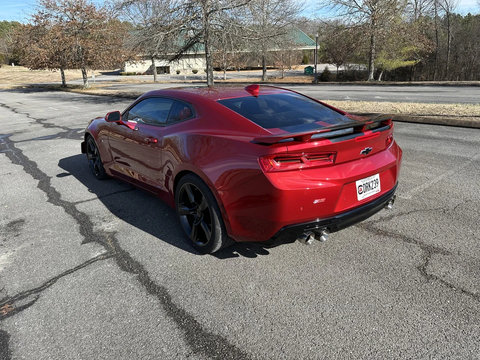 2017 Chevrolet Camaro SS 6th Gen - Image 8 of 31