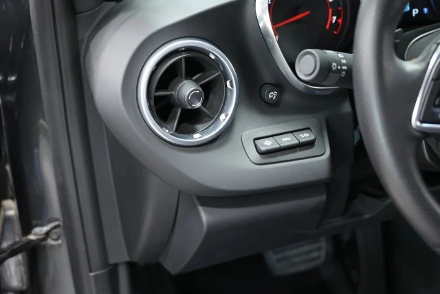 2017 Chevrolet Camaro SS 6th Gen - Image 26 of 31