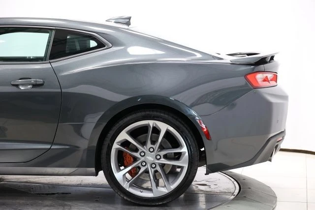 2017 Chevrolet Camaro SS 6th Gen - Image 9 of 31