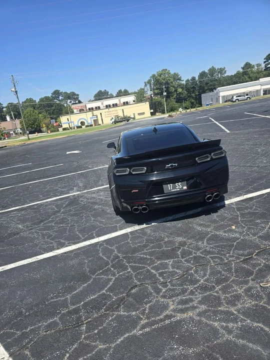 2017 Chevrolet Camaro SS 6th Gen - Image 2 of 11