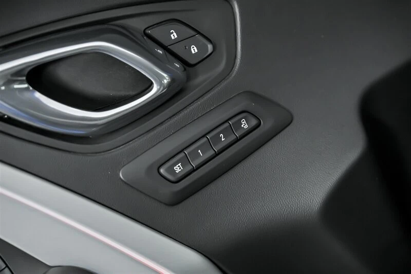 2017 Chevrolet Camaro SS 6th Gen - Image 19 of 21