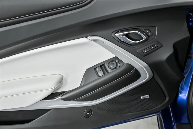 2017 Chevrolet Camaro SS 6th Gen - Image 18 of 21