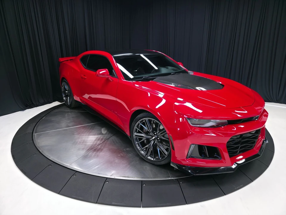 2017 Chevrolet Camaro ZL1 6th Gen - Image 16 of 31