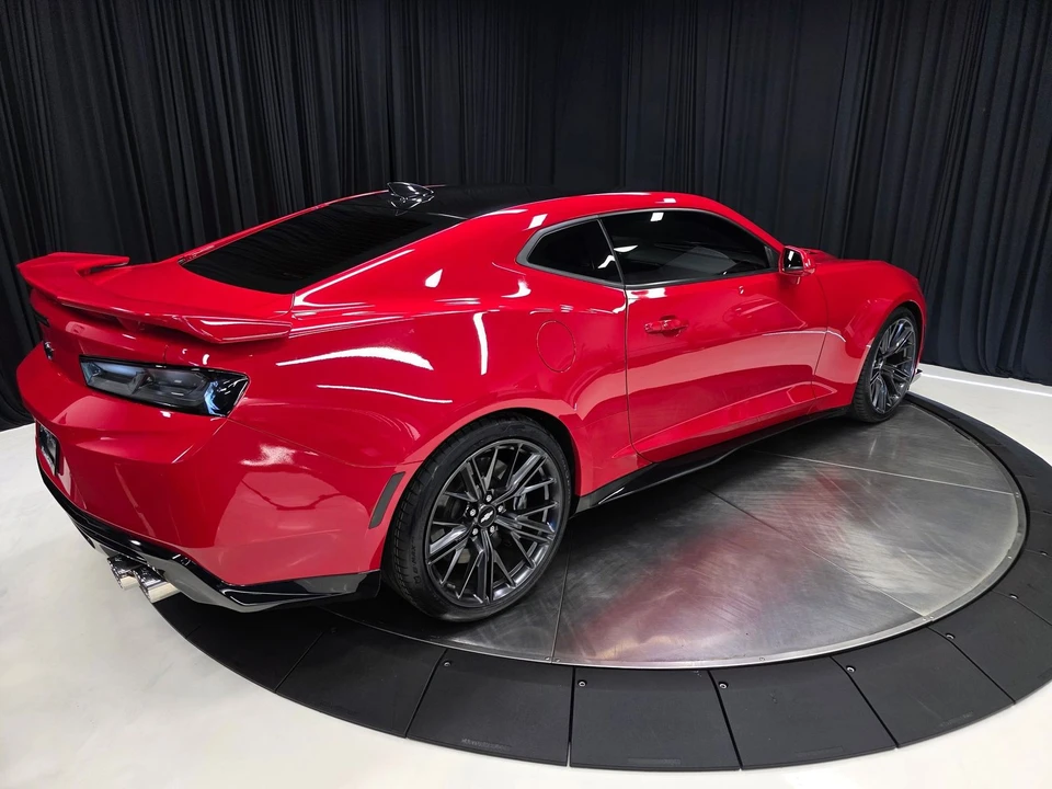 2017 Chevrolet Camaro ZL1 6th Gen - Image 13 of 31