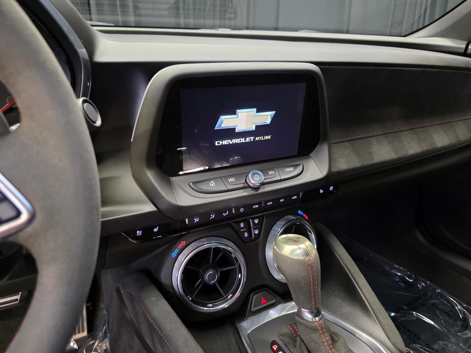2017 Chevrolet Camaro ZL1 6th Gen - Image 27 of 31