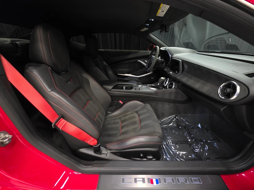 2017 Chevrolet Camaro ZL1 6th Gen - Image 2 of 31