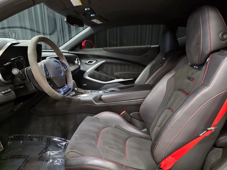 2017 Chevrolet Camaro ZL1 6th Gen - Image 19 of 31