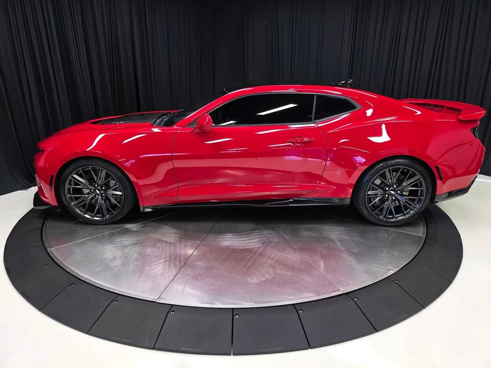 2017 Chevrolet Camaro ZL1 6th Gen - Image 10 of 31