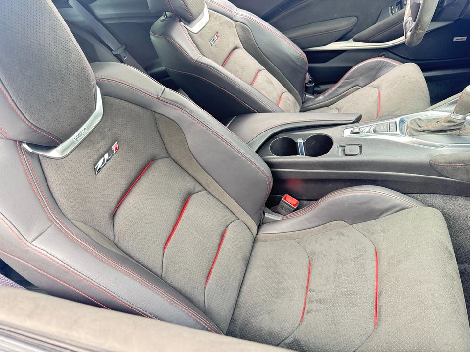 2017 Chevrolet Camaro ZL1 6th Gen - Image 3 of 31