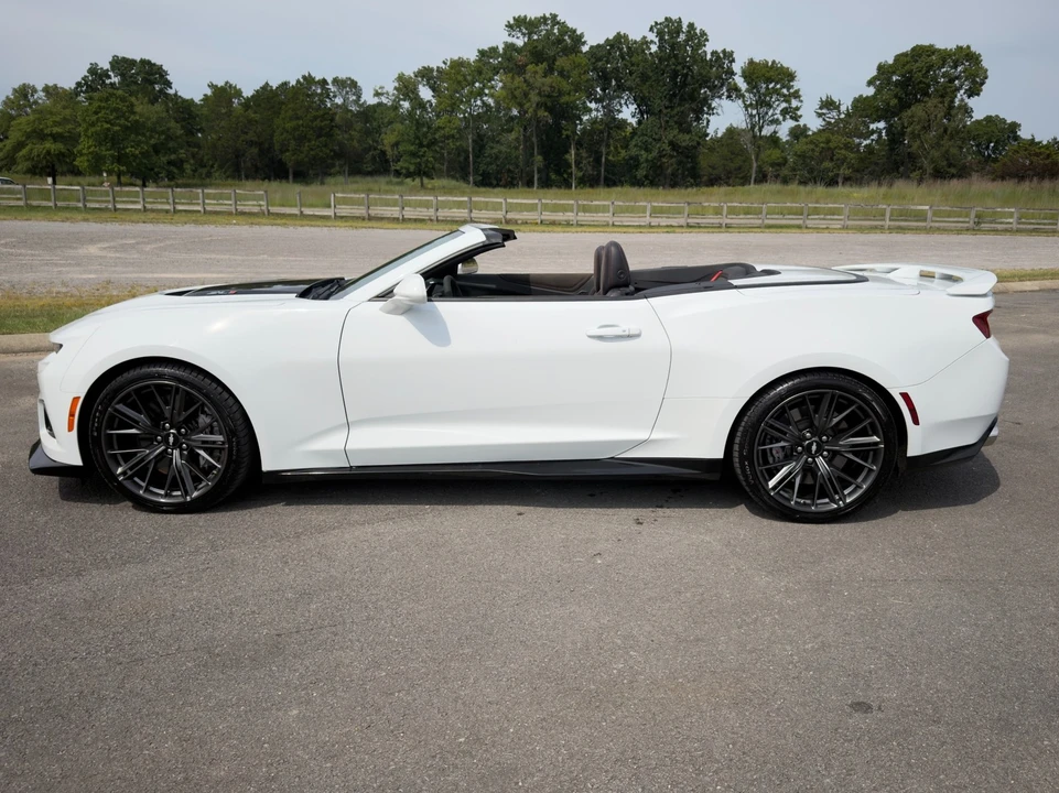 2017 Chevrolet Camaro ZL1 6th Gen - Image 8 of 31
