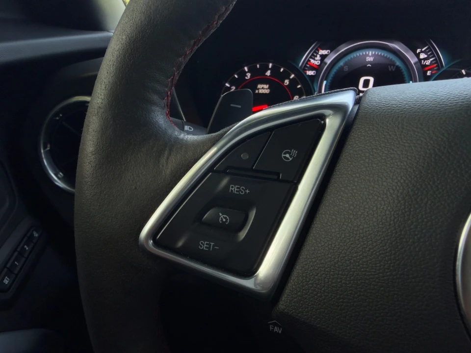 2017 Chevrolet Camaro ZL1 6th Gen - Image 29 of 31