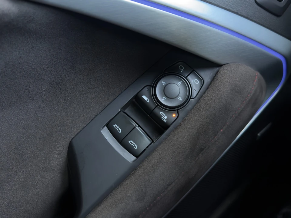 2017 Chevrolet Camaro ZL1 6th Gen - Image 27 of 31