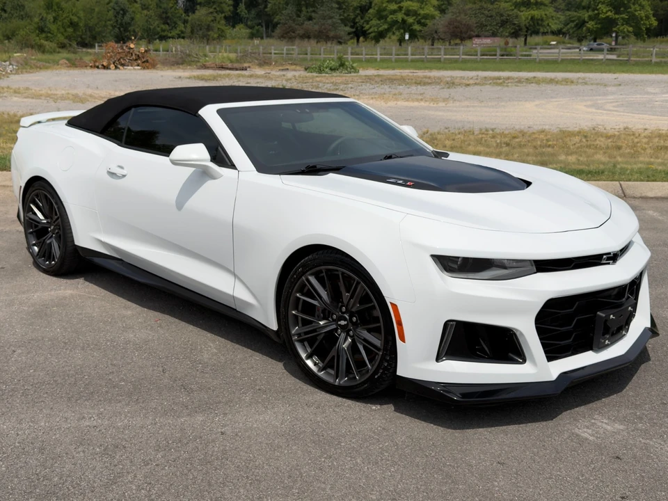 2017 Chevrolet Camaro ZL1 6th Gen - Image 9 of 31