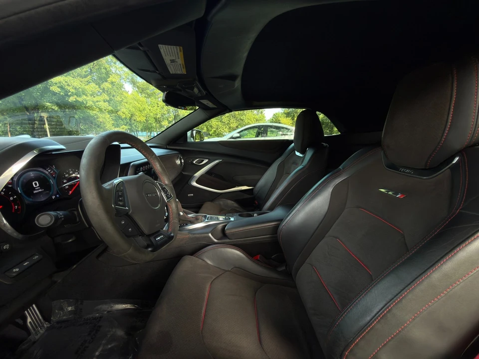 2017 Chevrolet Camaro ZL1 6th Gen - Image 17 of 31
