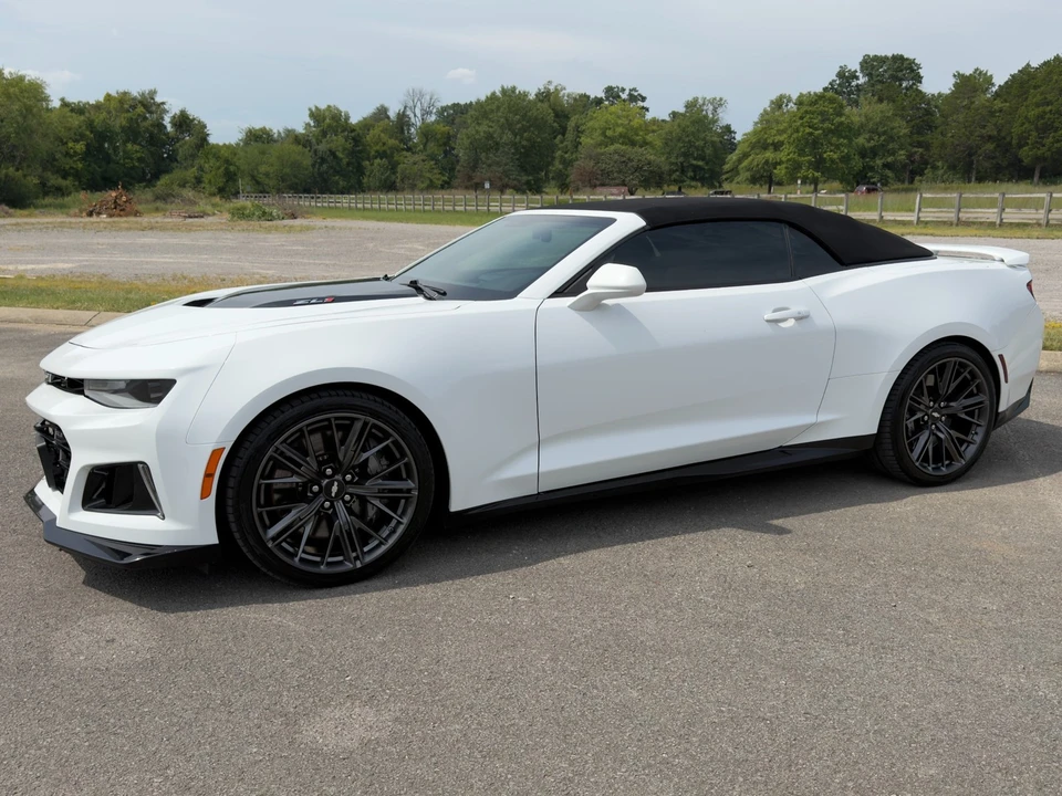2017 Chevrolet Camaro ZL1 6th Gen - Image 10 of 31