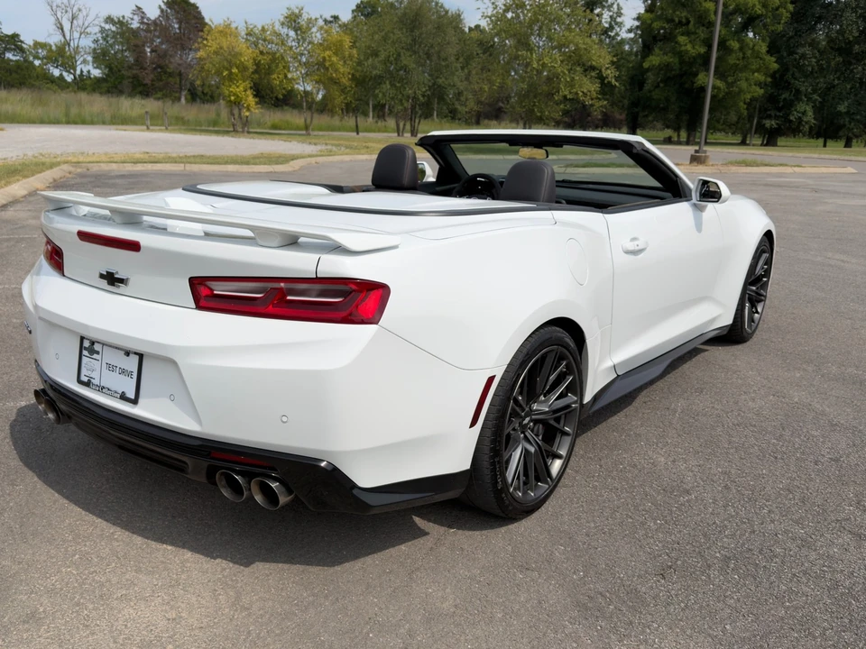 2017 Chevrolet Camaro ZL1 6th Gen - Image 3 of 31