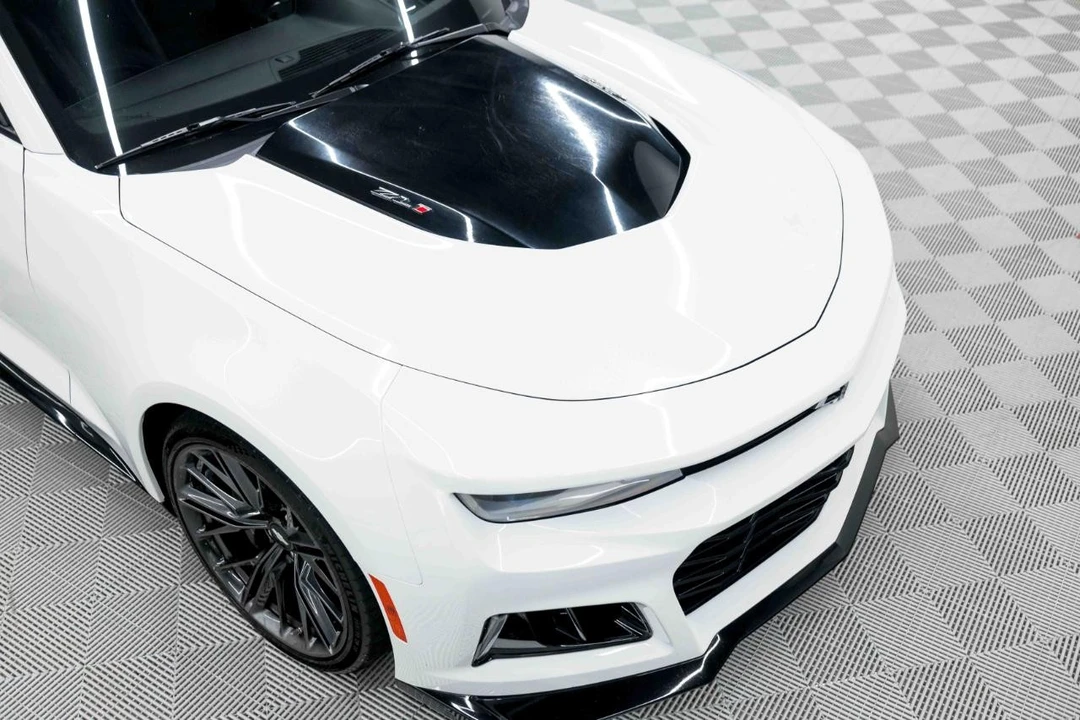 2017 Chevrolet Camaro ZL1 6th Gen - Image 21 of 31