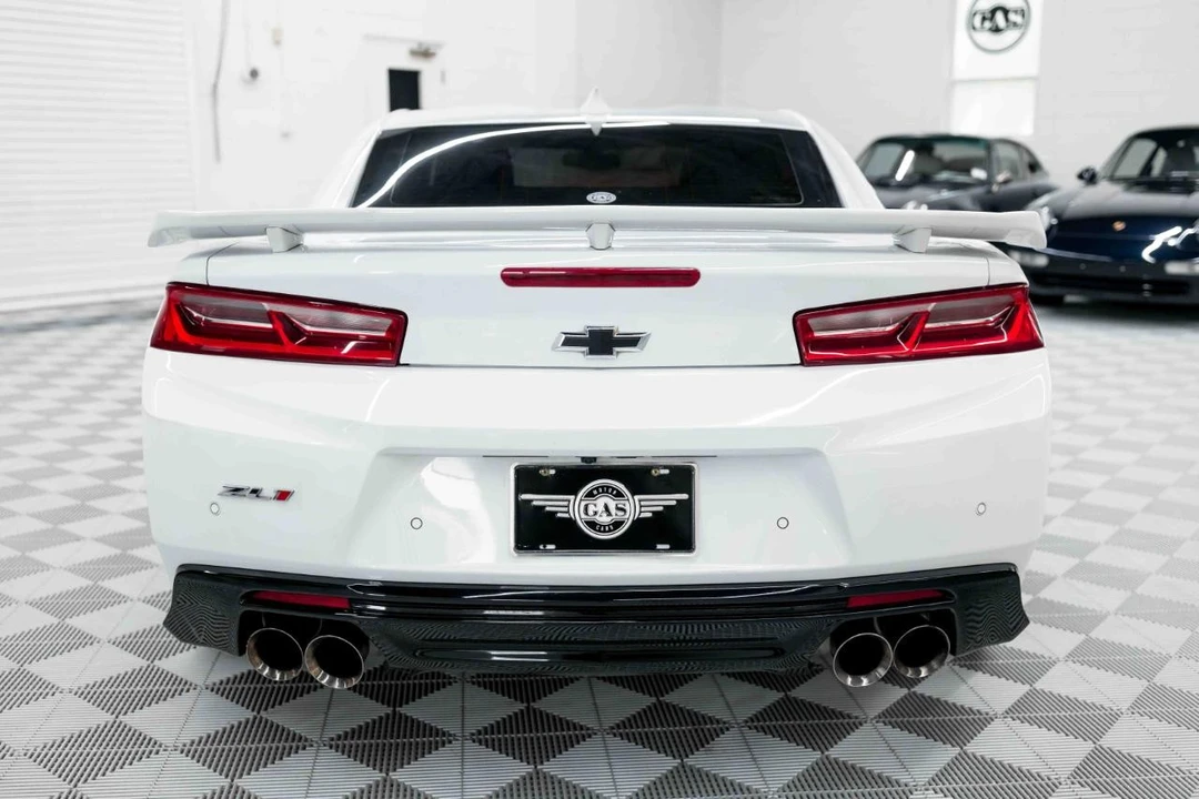 2017 Chevrolet Camaro ZL1 6th Gen - Image 9 of 31
