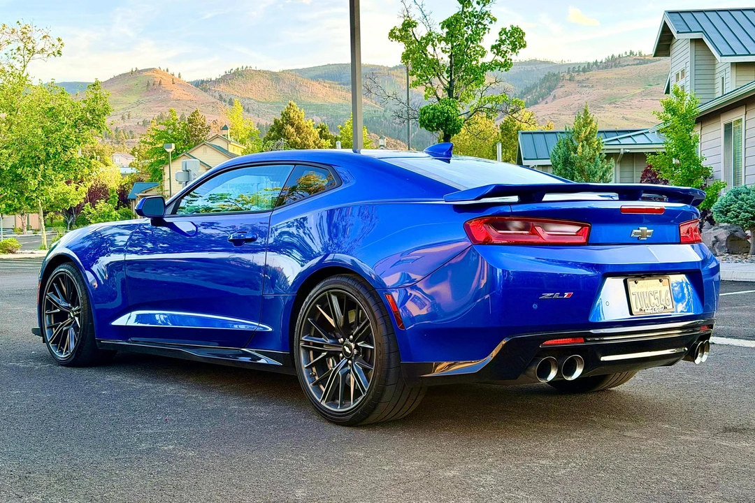 2017 Chevrolet Camaro ZL1 6th Gen - Image 4 of 31