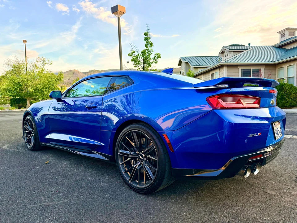2017 Chevrolet Camaro ZL1 6th Gen - Image 14 of 31