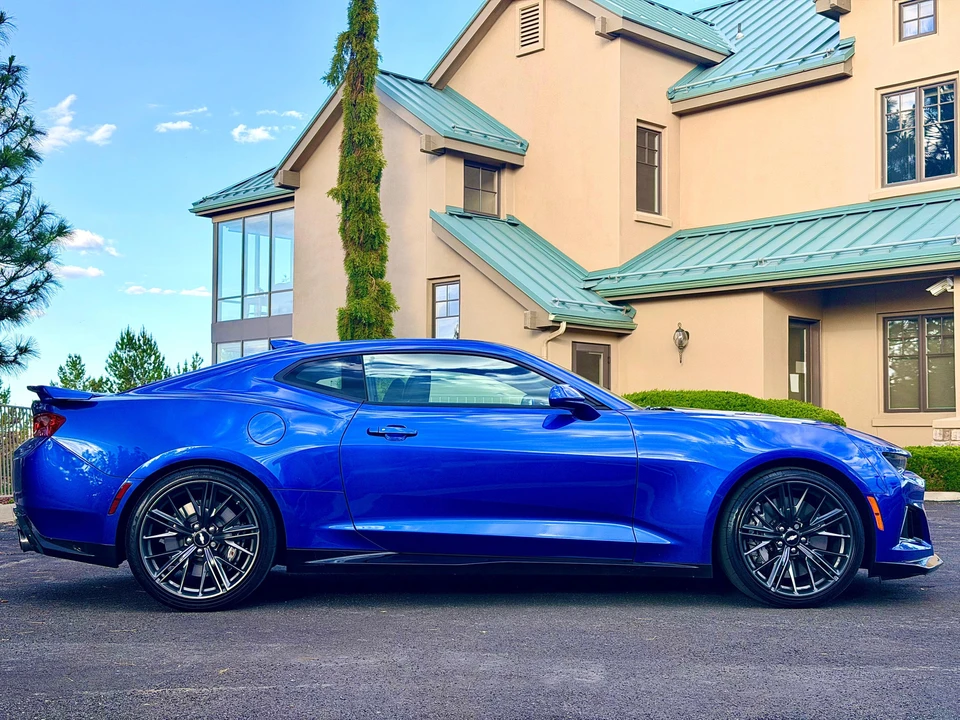 2017 Chevrolet Camaro ZL1 6th Gen - Image 17 of 31
