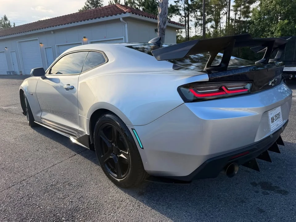 2017 Chevrolet Camaro 6th Gen - Image 9 of 18